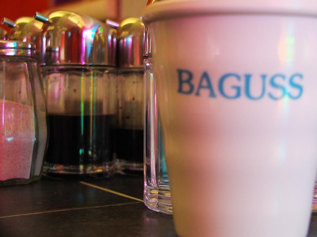 Baguss Hotel And Serviced Apartment ยะโฮร์บาห์รู ภายนอก รูปภาพ