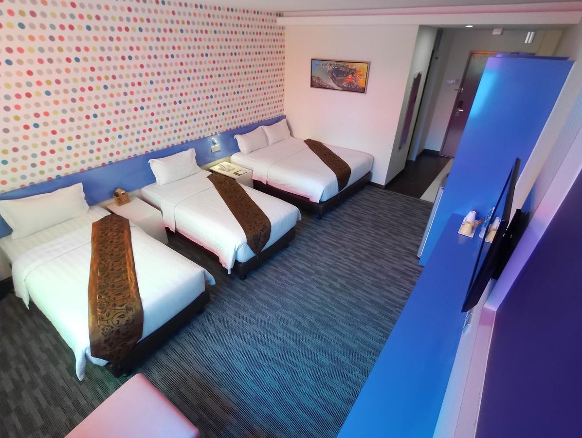 Baguss Hotel And Serviced Apartment ยะโฮร์บาห์รู ภายนอก รูปภาพ