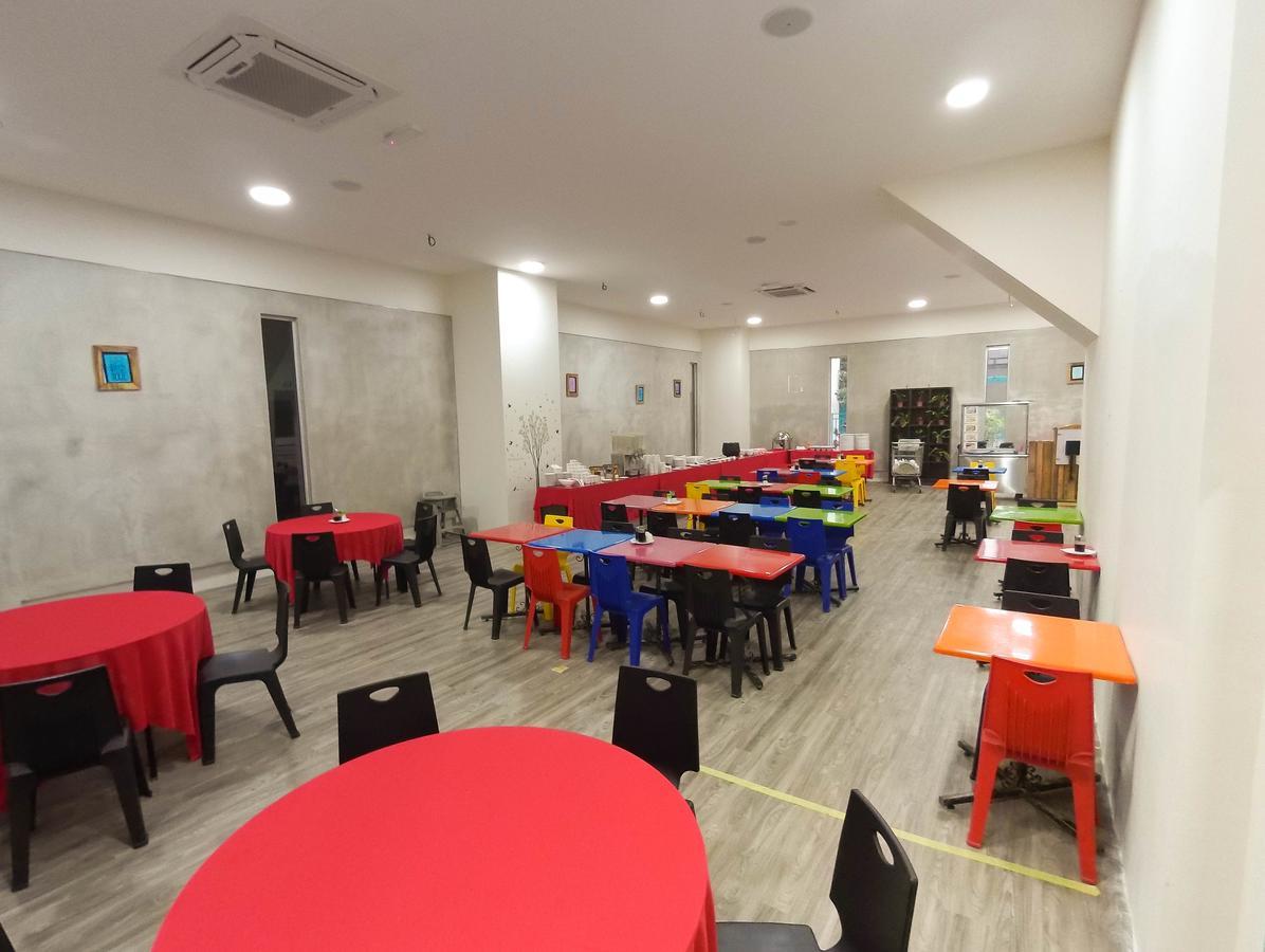 Baguss Hotel And Serviced Apartment ยะโฮร์บาห์รู ภายนอก รูปภาพ
