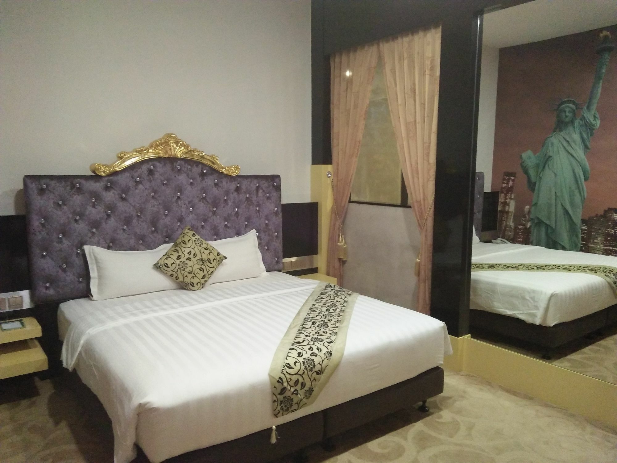 Baguss Hotel And Serviced Apartment ยะโฮร์บาห์รู ภายนอก รูปภาพ